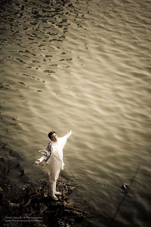 Đ&agrave;m Vĩnh Hưng l&atilde;ng tử Trung Hoa